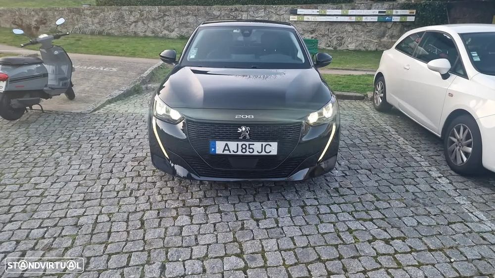 Peugeot e-208 - 1