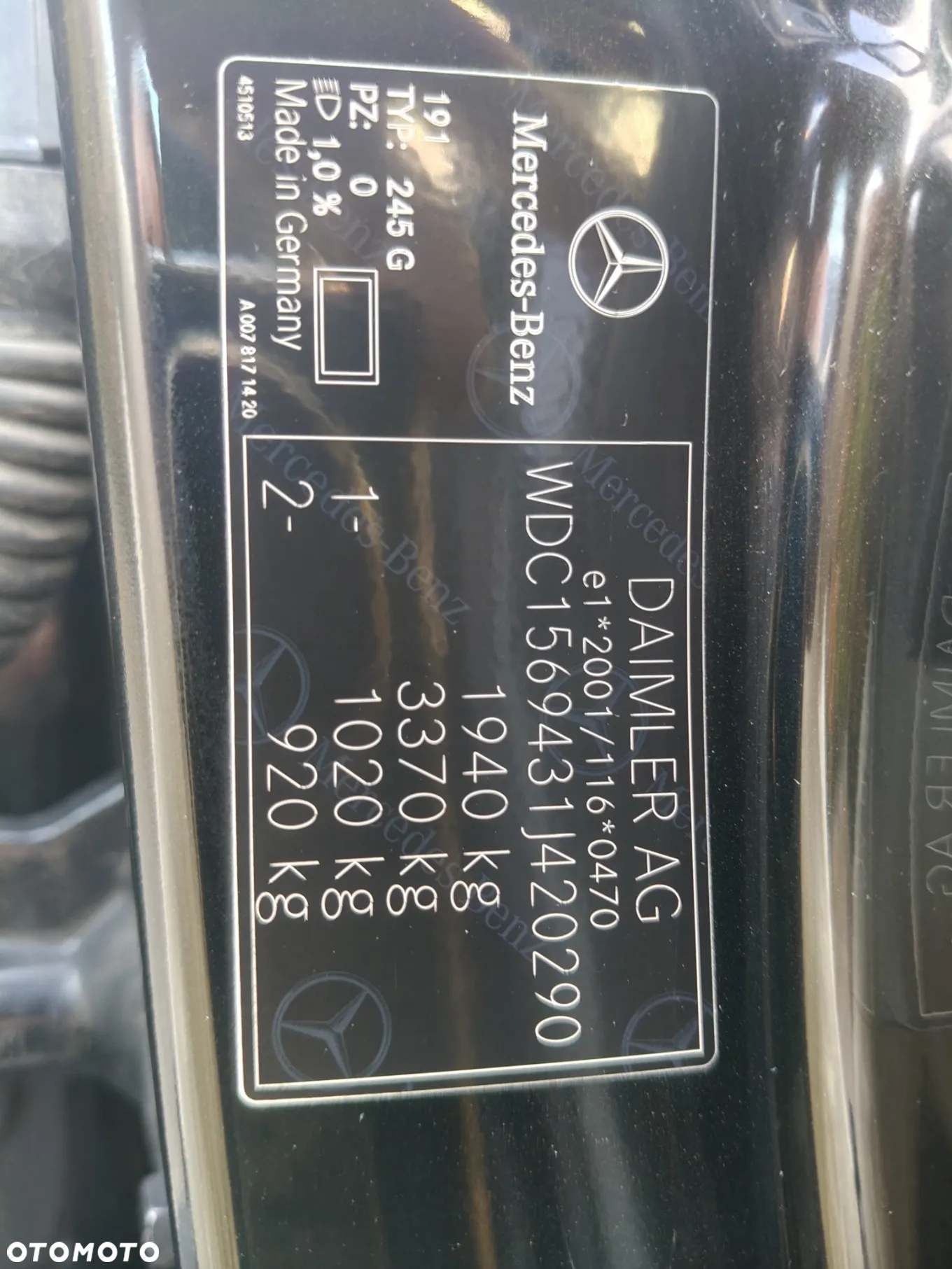 Mercedes-Benz GLA 200 7G-DCT Style - 4