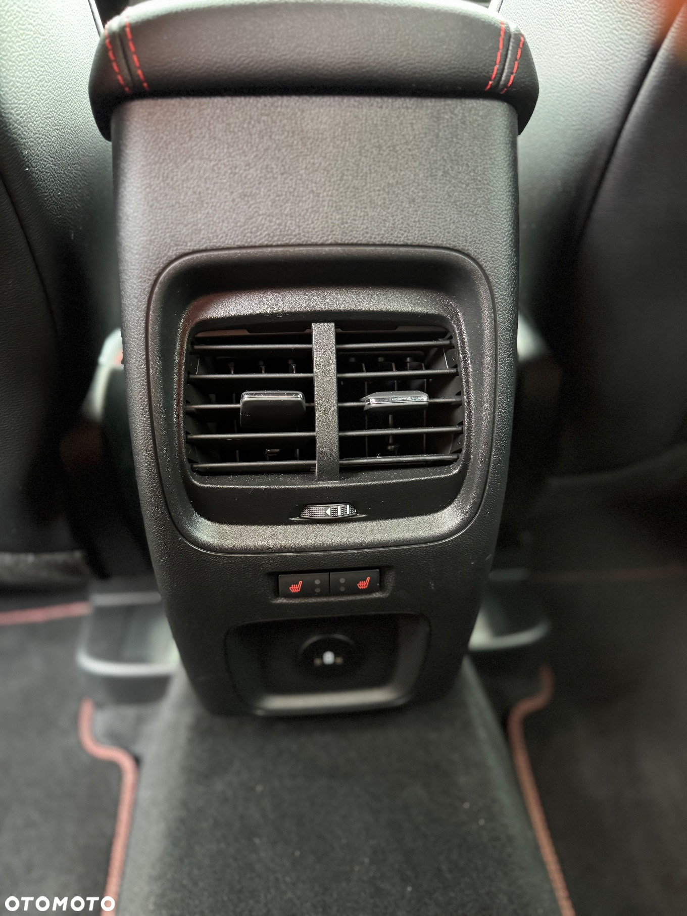 Ford Kuga - 16