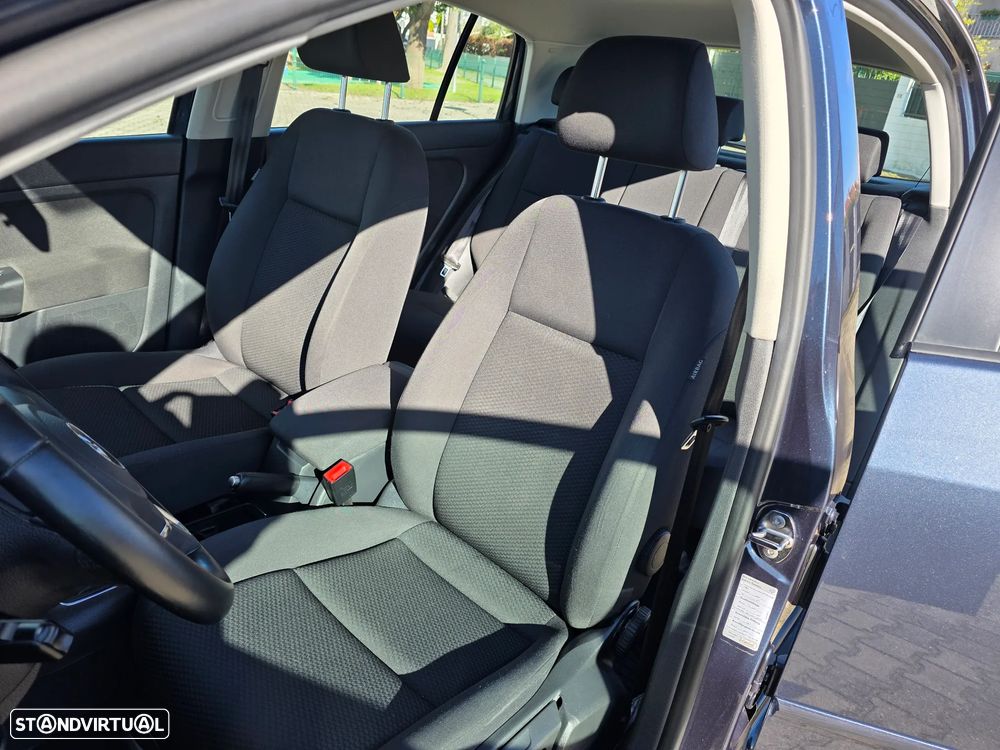 VW Golf Plus 1.2 TSI Trendline - 12