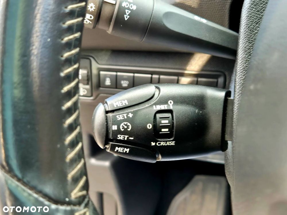 Peugeot 308 BlueHDi 150 EAT6 Stop & Start Business-Line - 22