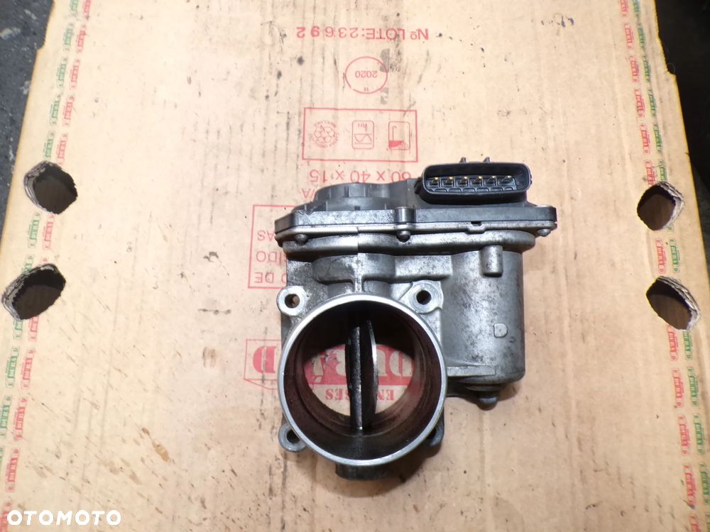 Przepustnica Mitsubishi ASX Lancer 1.8 DID - 1