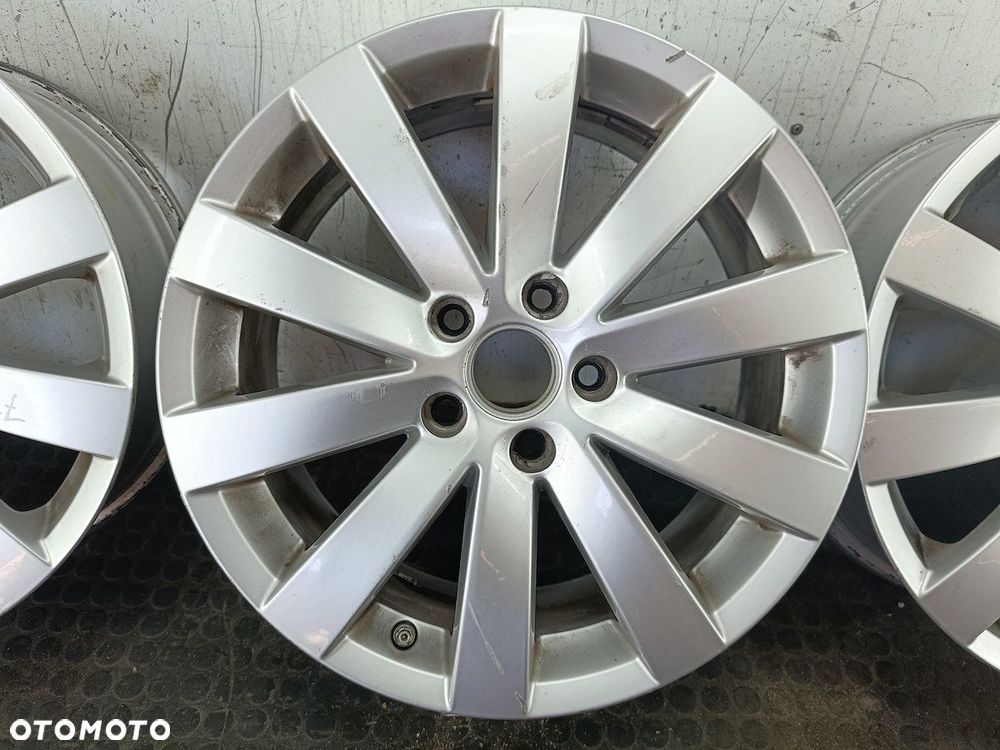 FELGI ALUMINIOWE KOMPLET 17 VW PASSAT B6 3M601025X  5.5JX17  ET42 - 5