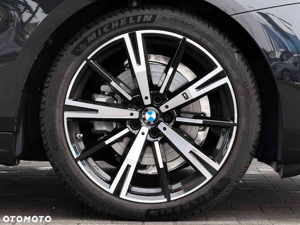 BMW Seria 5 520i - 10