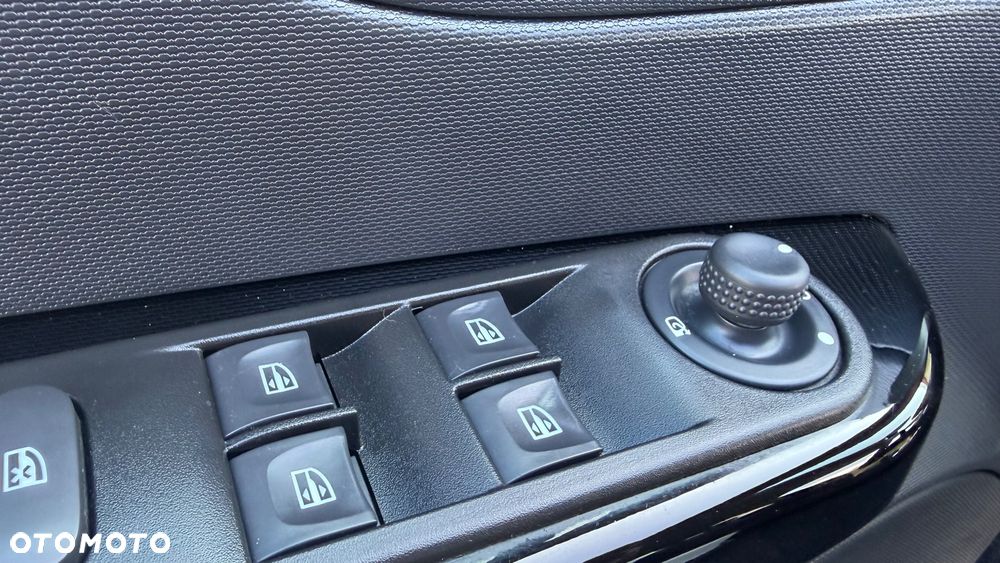 Renault Captur ENERGY dCi 90 Start&Stop Helly Hansen - 23