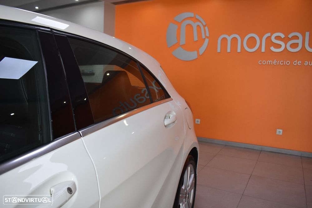Mercedes-Benz A 180 d Urban - 18
