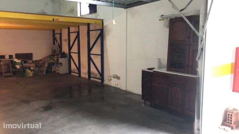 Alugo garagem - Alfragide - Grande imagem: 4/4