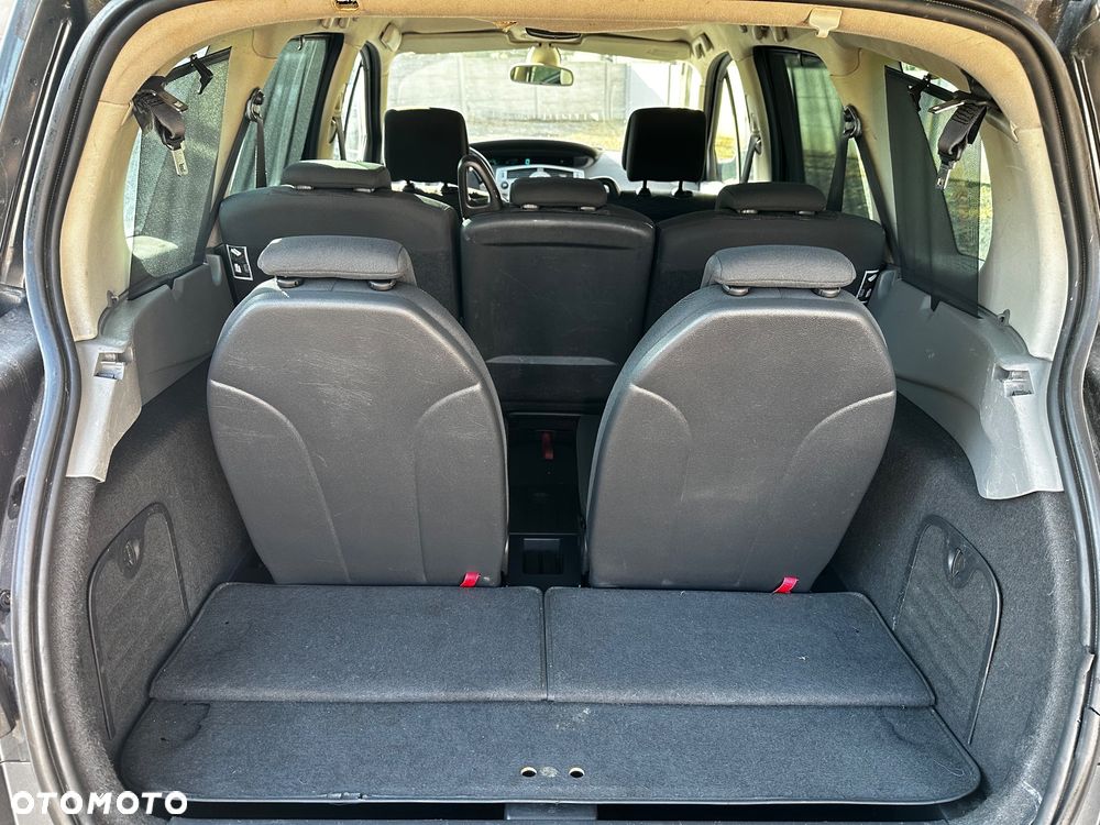 Renault Scenic - 12