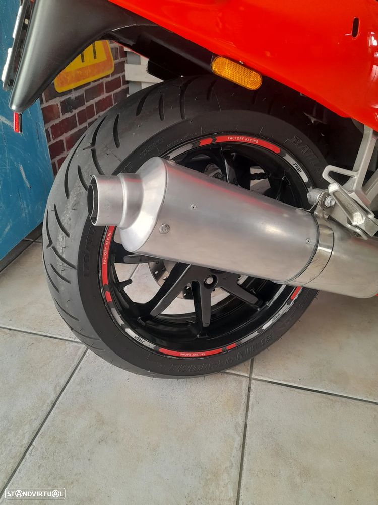 Honda VFR Classica nacional - 4