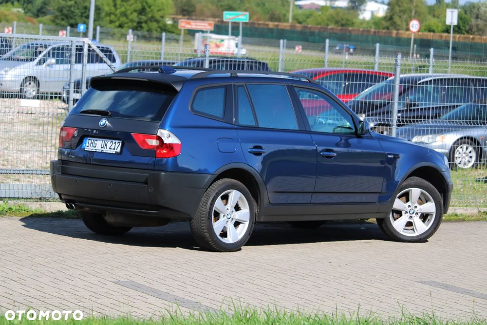 BMW X3 3.0i - 11