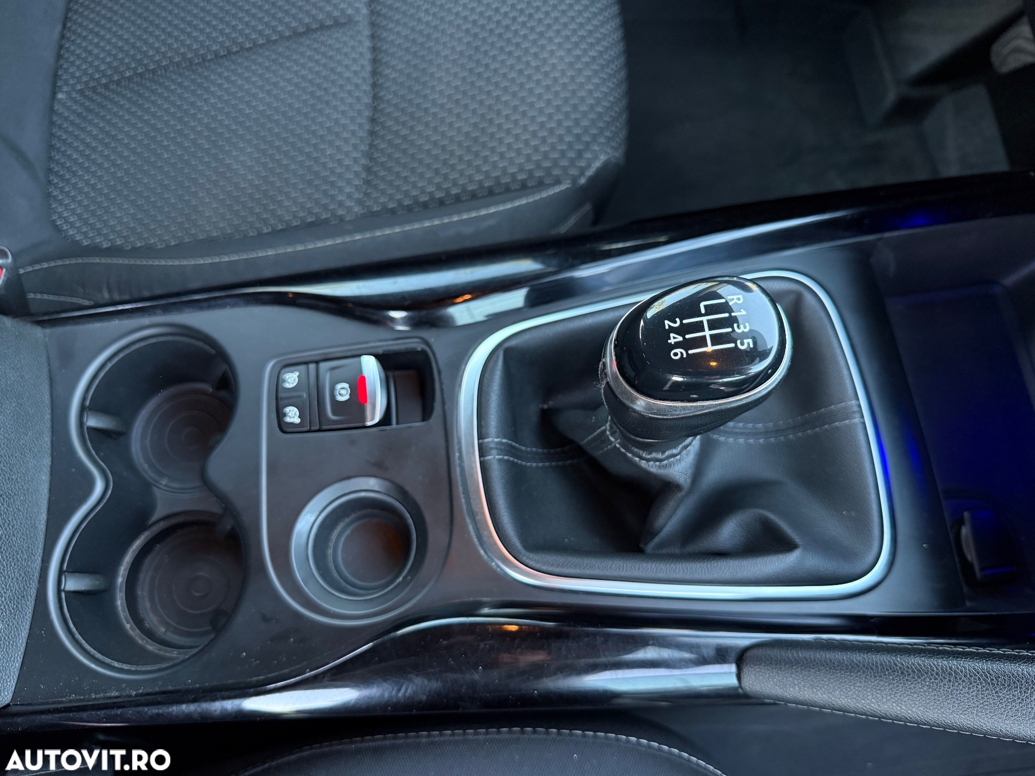 Renault Kadjar BLUE dCi 115 BUSINESS EDITION - 18