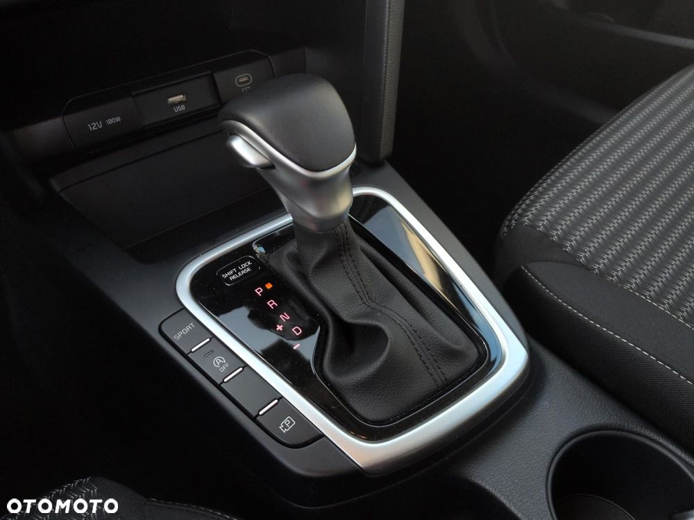 Kia Ceed 1.5 T-GDI M DCT - 14