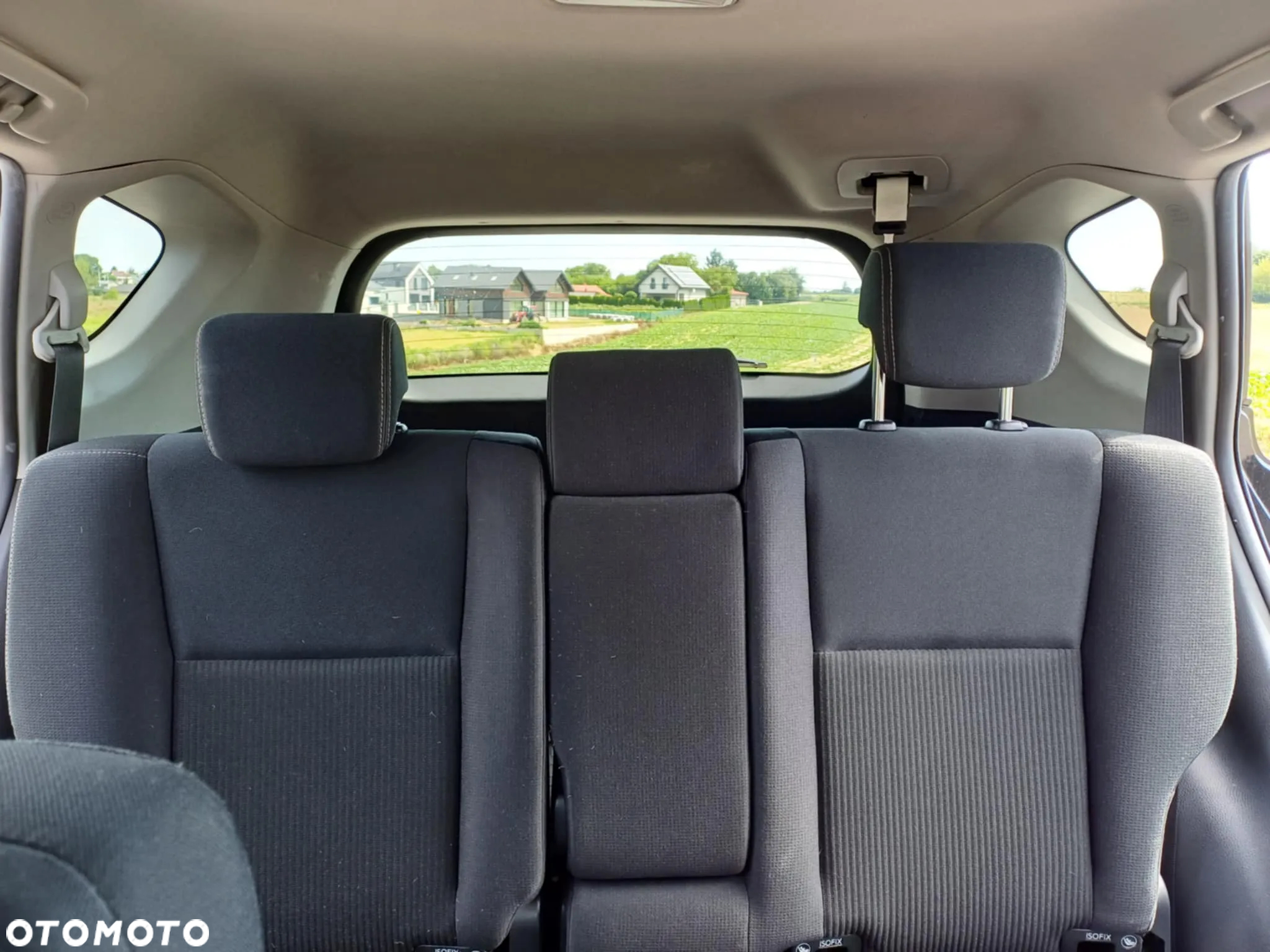 Toyota RAV4 2.0 D-4D Premium - 18