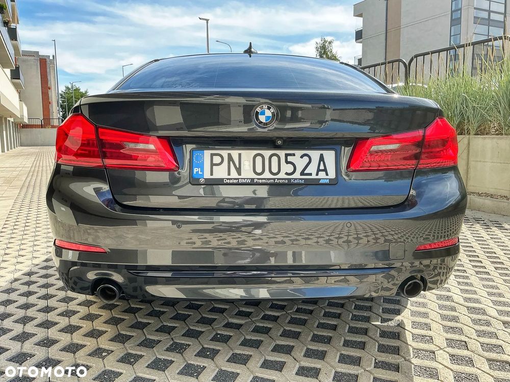 BMW Seria 5 520d - 27