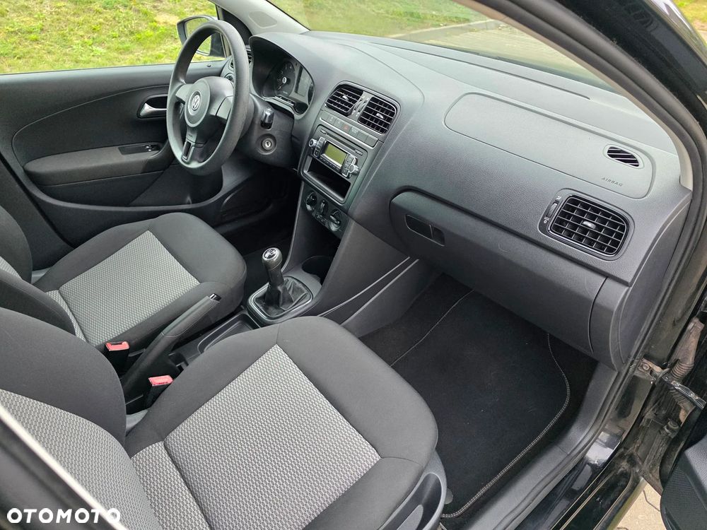 Volkswagen Polo - 15