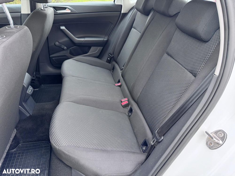 Volkswagen Polo - 17