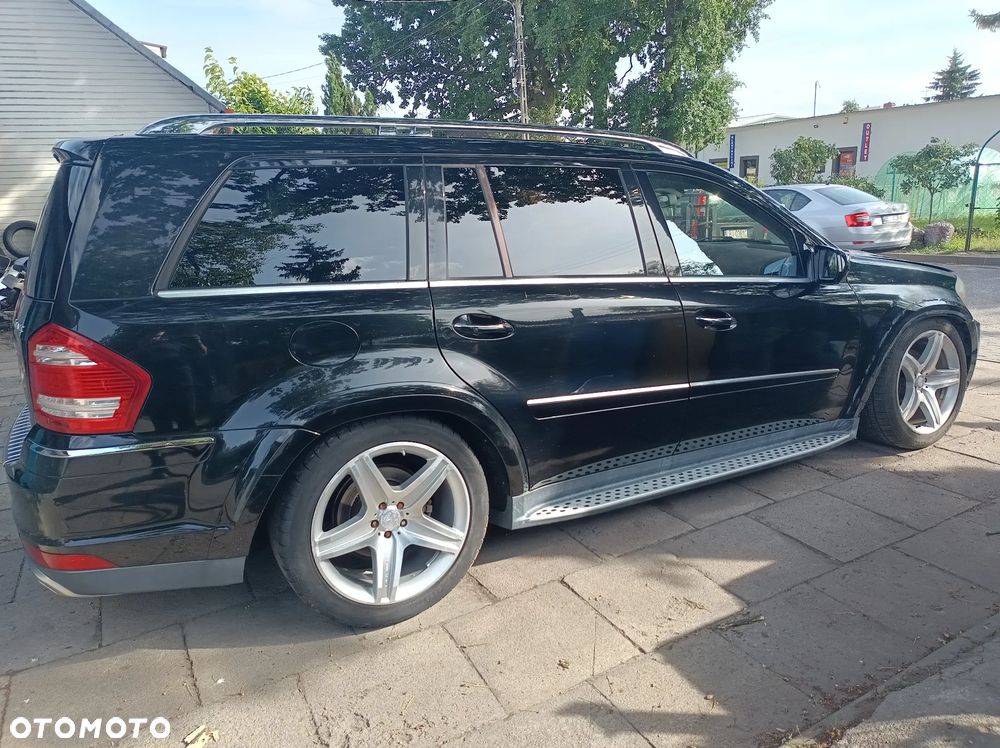 Mercedes-Benz GL - 6