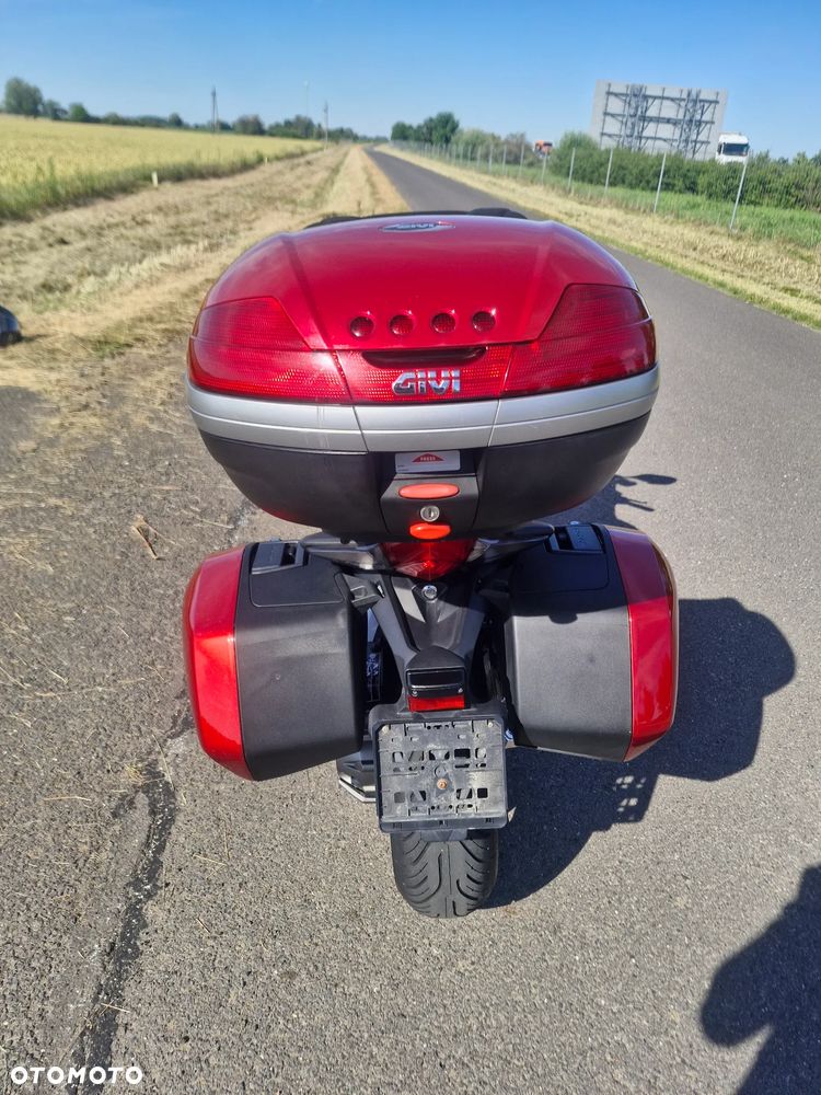 Honda VFR - 6