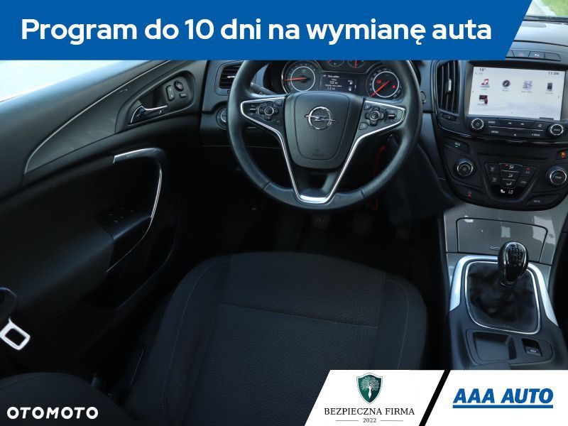 Opel Insignia - 9