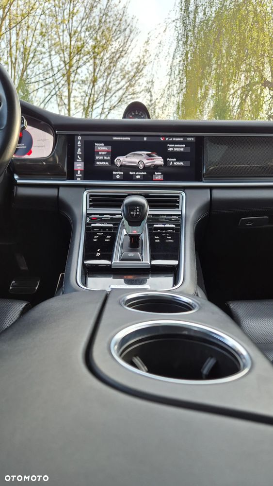 Porsche Panamera Turbo GPF - 24