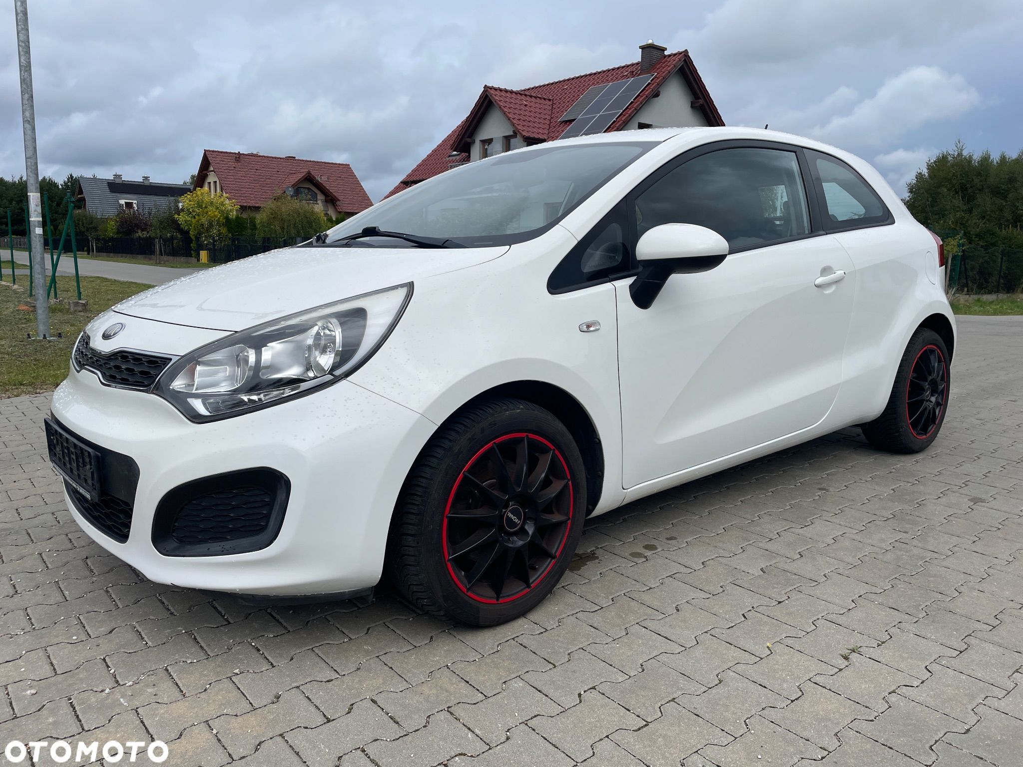 Kia Rio 1.2 Dream Team Edition - 1