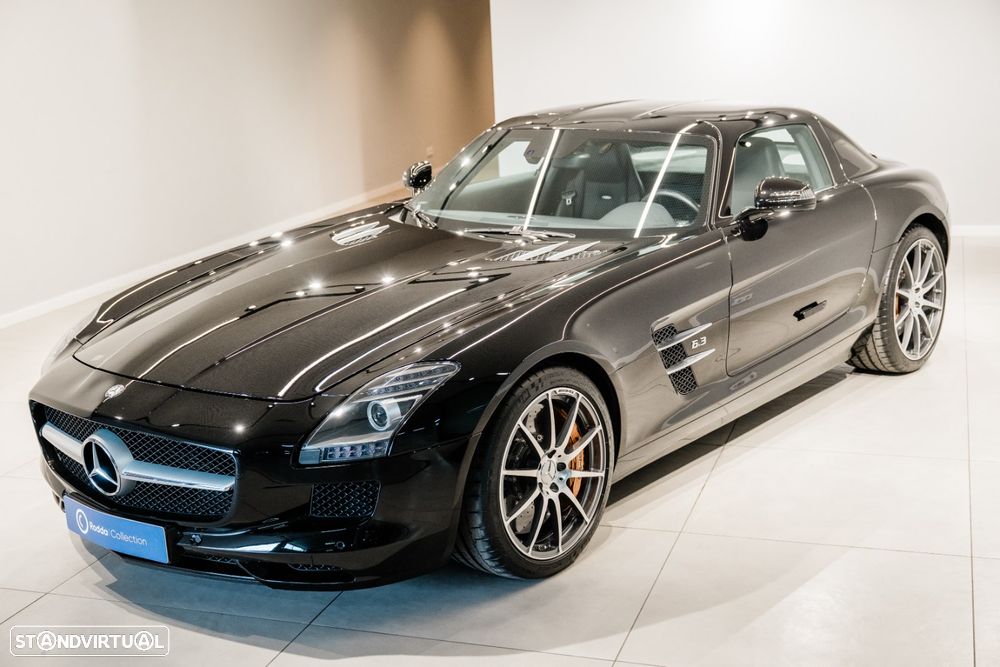 Mercedes-Benz SLS 63 AMG - 21
