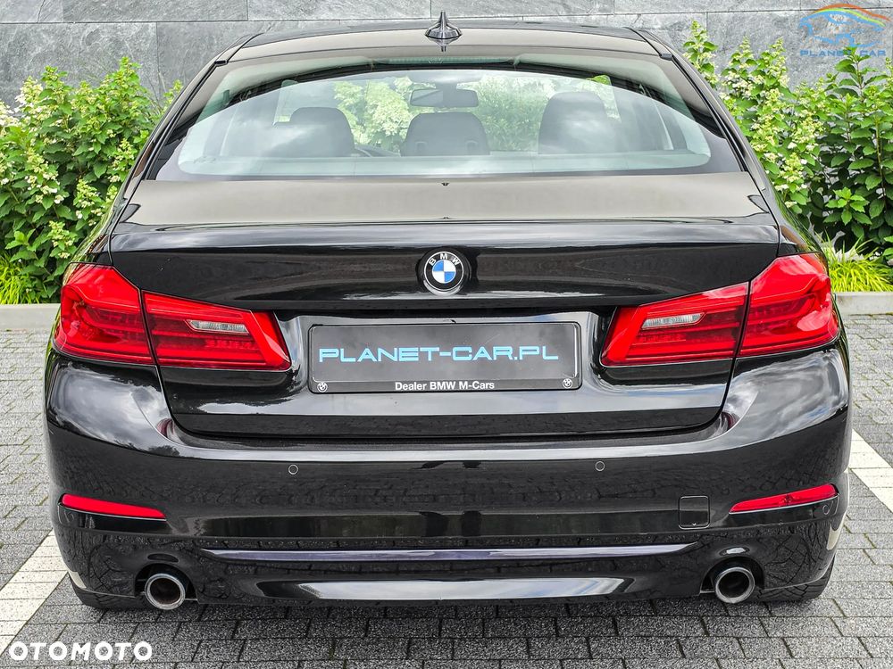 BMW Seria 5 525d Sport Line - 11