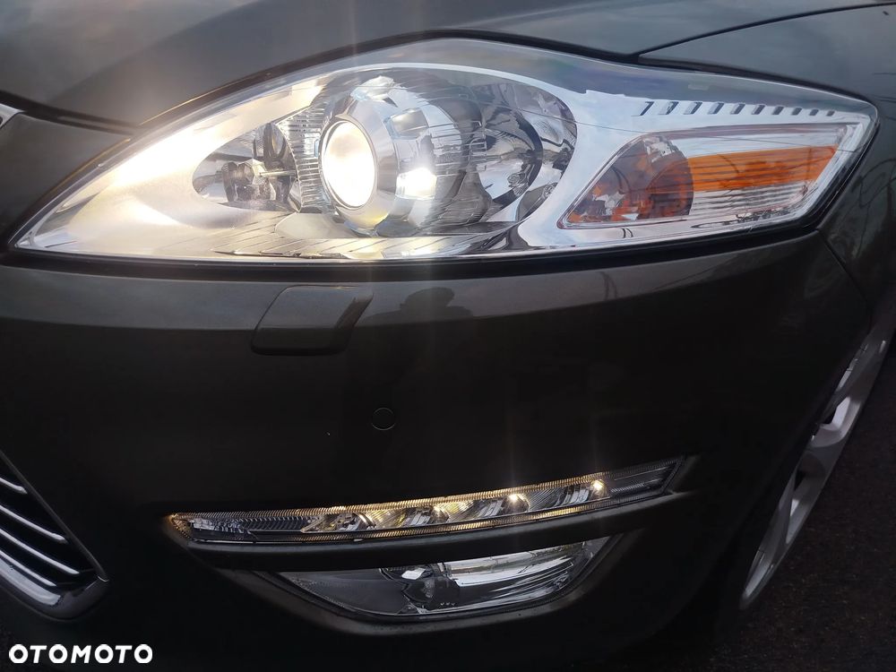 Ford Mondeo - 23