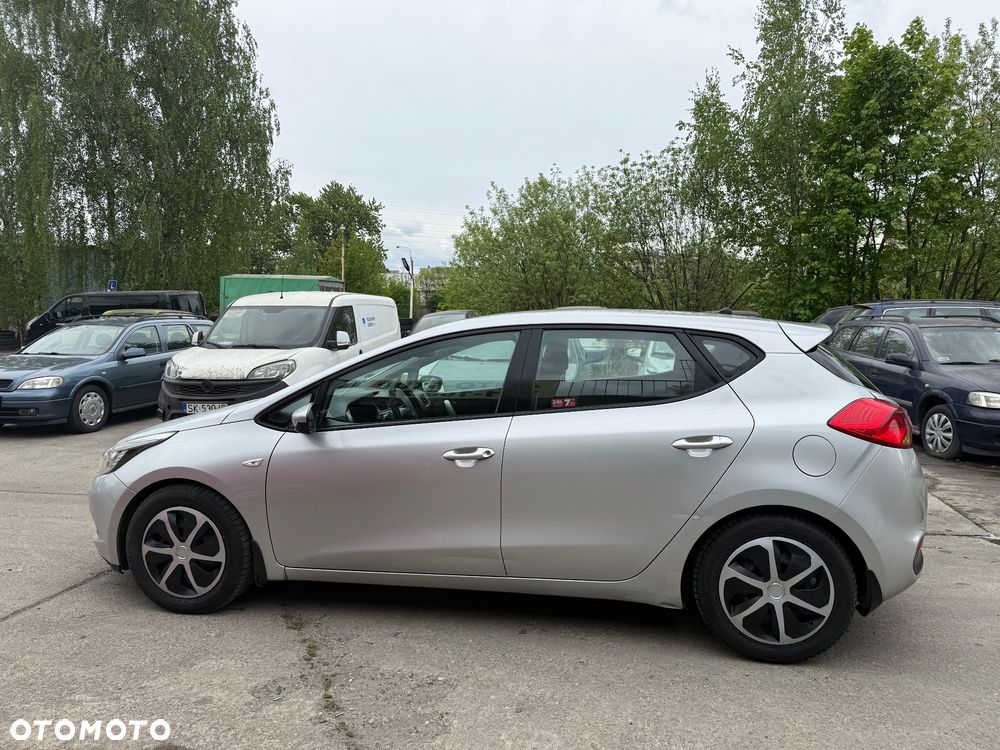Kia Ceed 1.4 CRDi M - 10