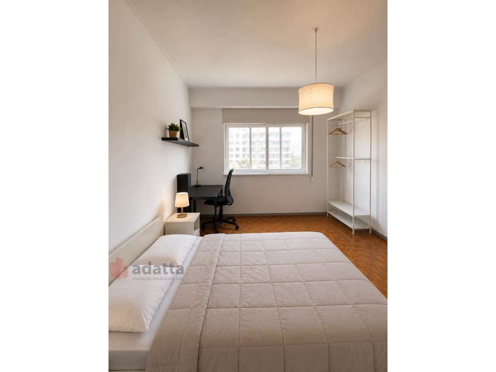 Quarto com Casa de Banho Privativa para Arrendar em Coimbra
Rua Fi... - Grande imagem: 2/10
