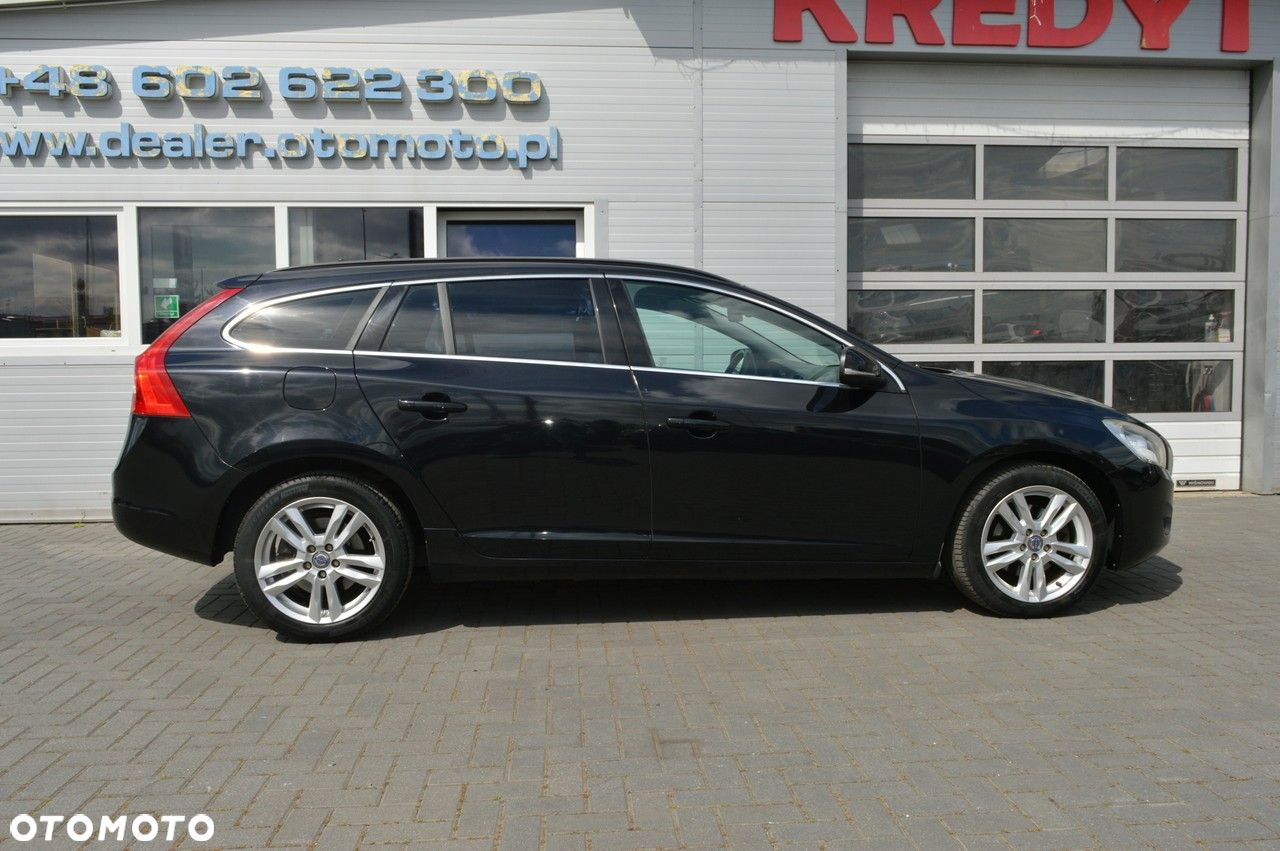 Volvo V60 D3 Momentum - 13