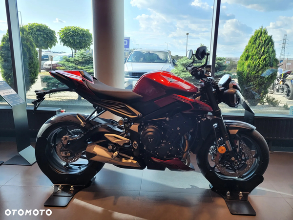Triumph Street Triple