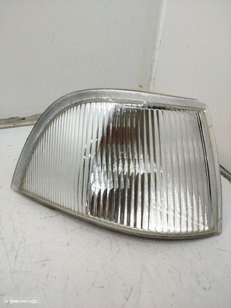 Farolim De Pisca Frente Dto Volvo V40 Combi (Vw) - 1