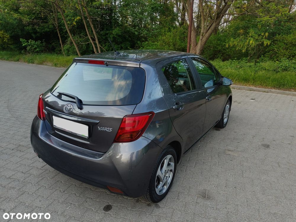 Toyota Yaris 1.33 Business Edition - 11