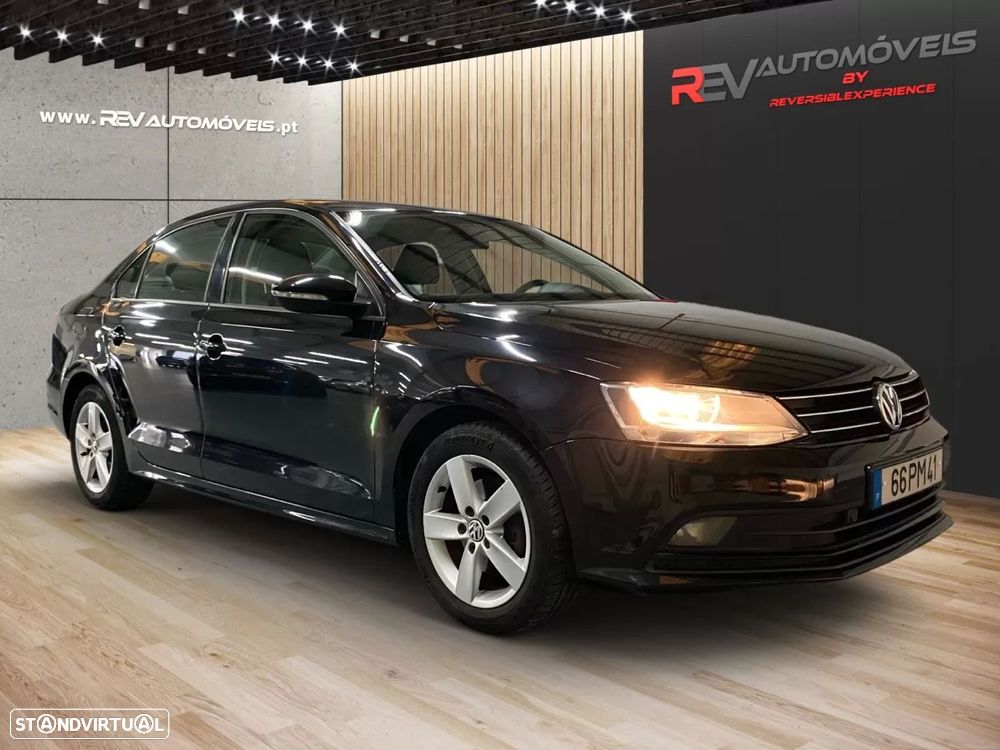 VW Jetta 2.0 TDI Confortline - 2