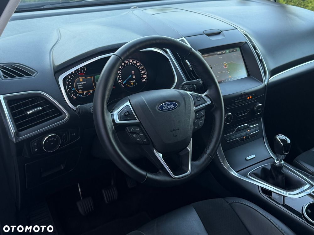 Ford S-Max 2.0 TDCi Titanium - 29