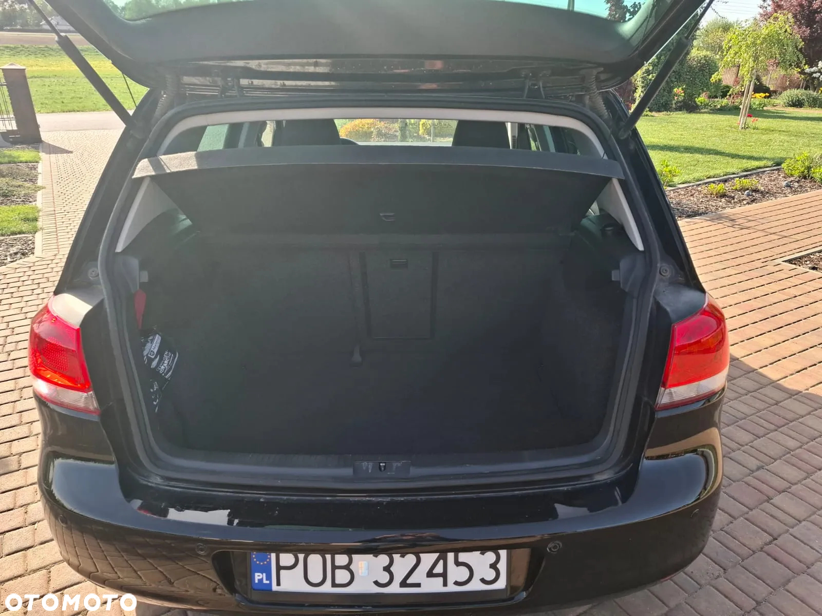 Volkswagen Golf - 8