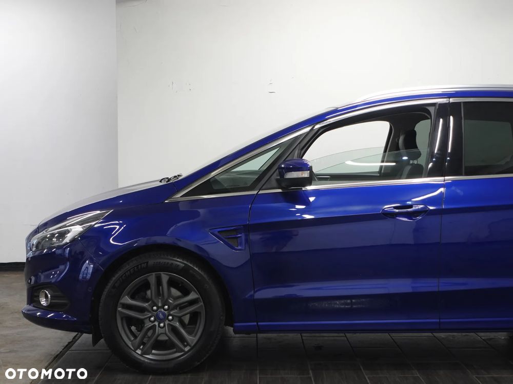 Ford S-Max 2.0 TDCi 4WD Titanium - 15