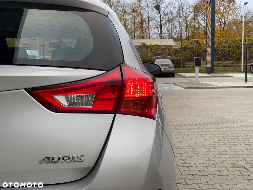 Toyota Auris 1.6 Active - 28