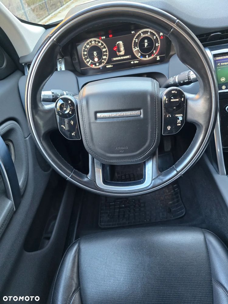 Land Rover Discovery Sport - 8