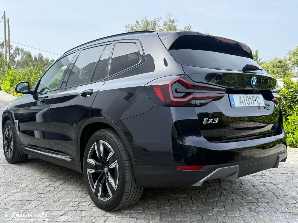 BMW iX3 Impressive - 9