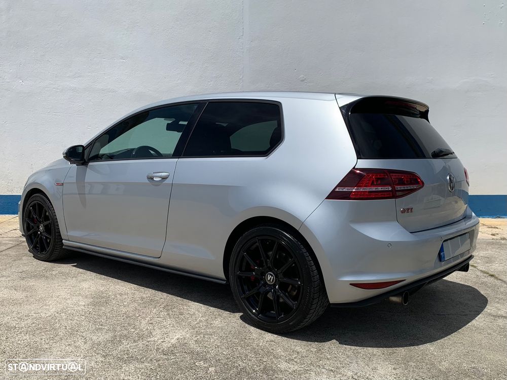 VW Golf 2.0 TSi GTi DSG Performance - 18