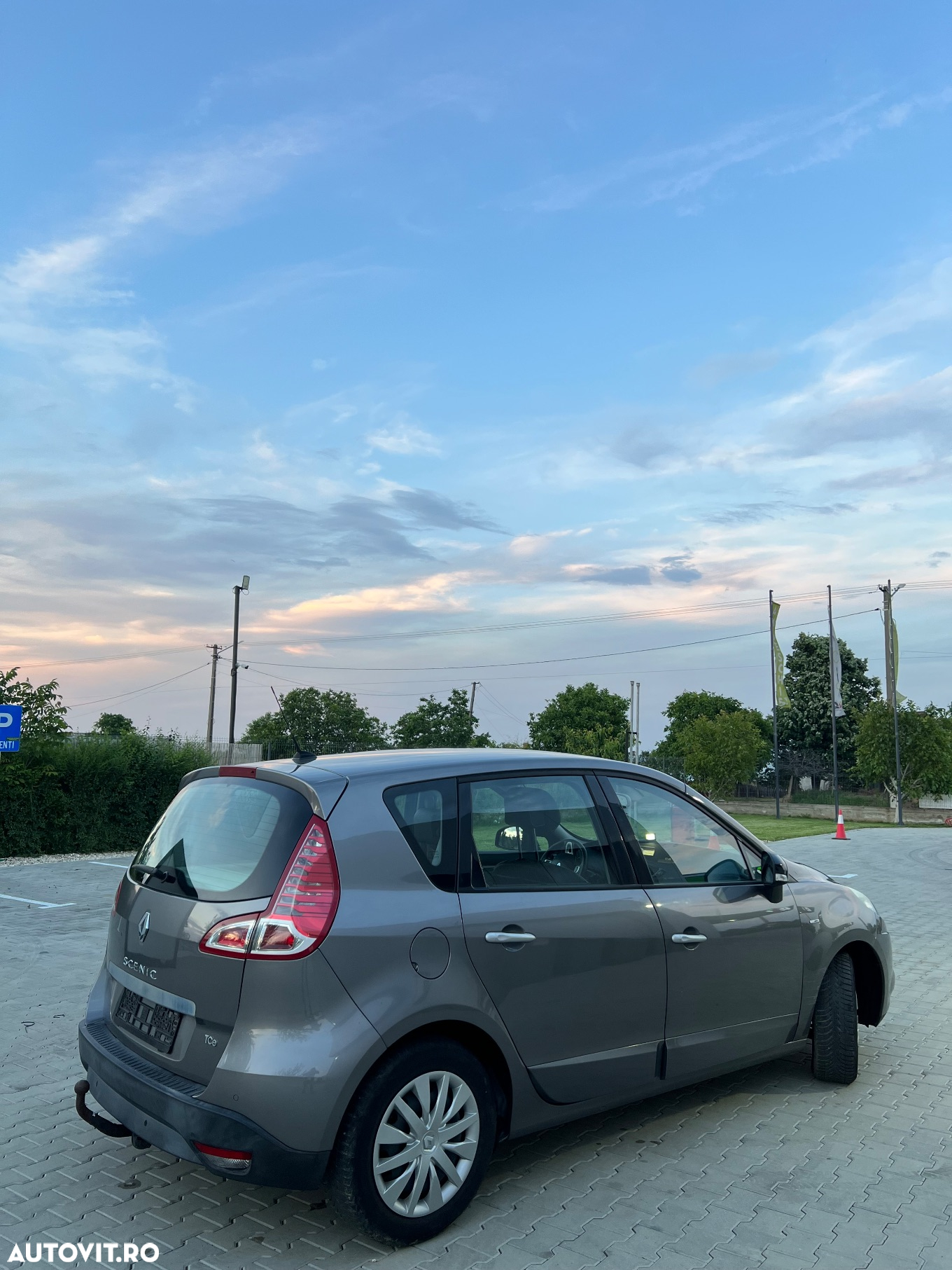 Renault Scenic TCe 130 Bose Edition - 22