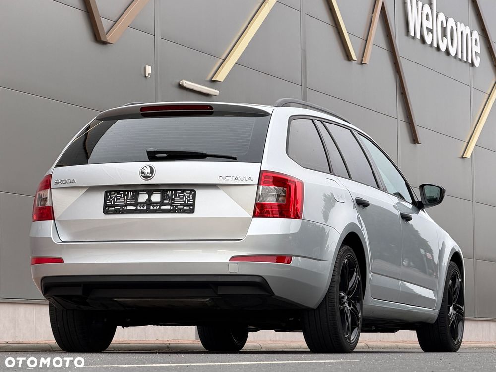 Skoda Octavia - 14