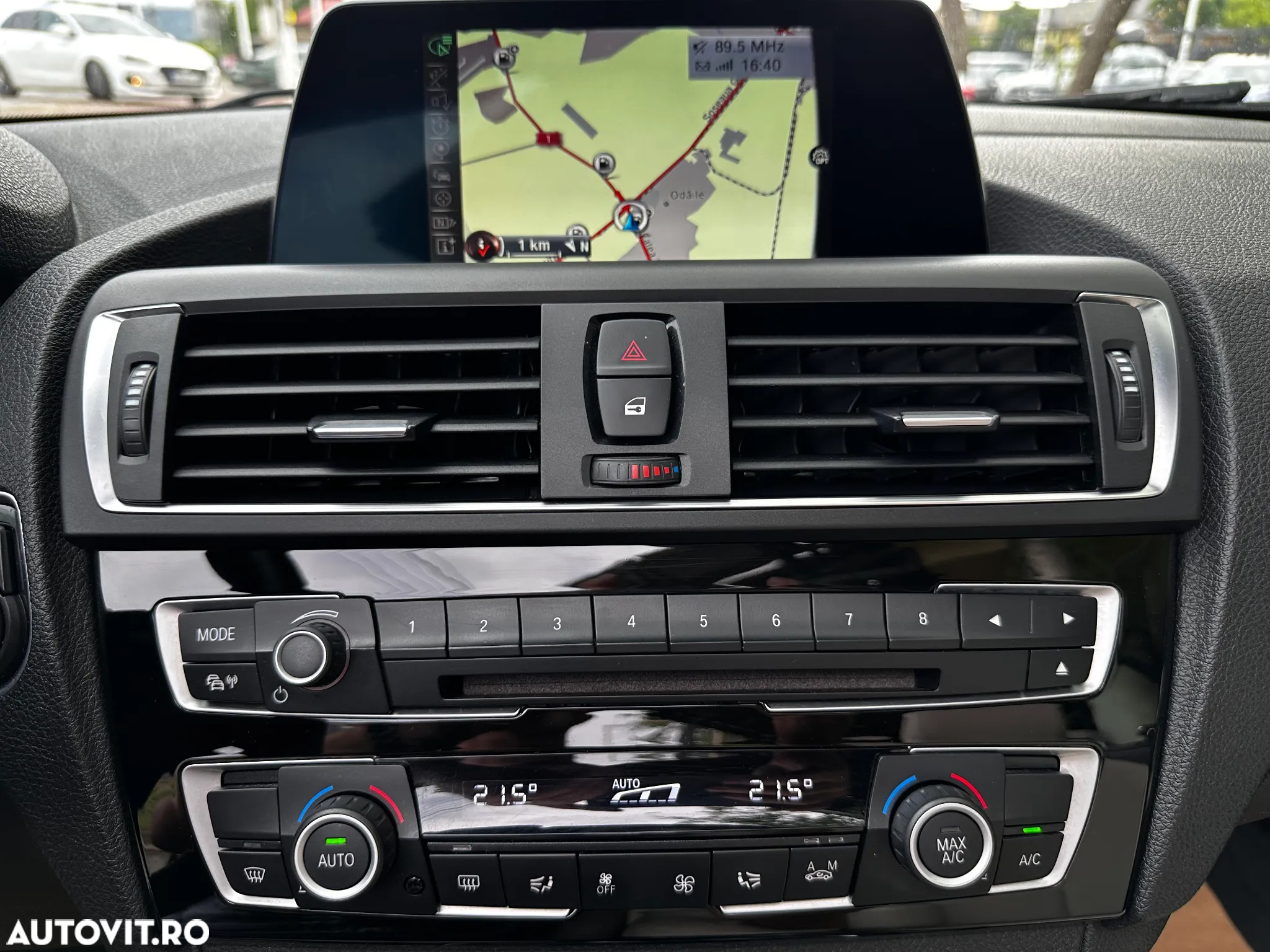 BMW Seria 2 220d Cabrio Aut. Luxury Line - 29