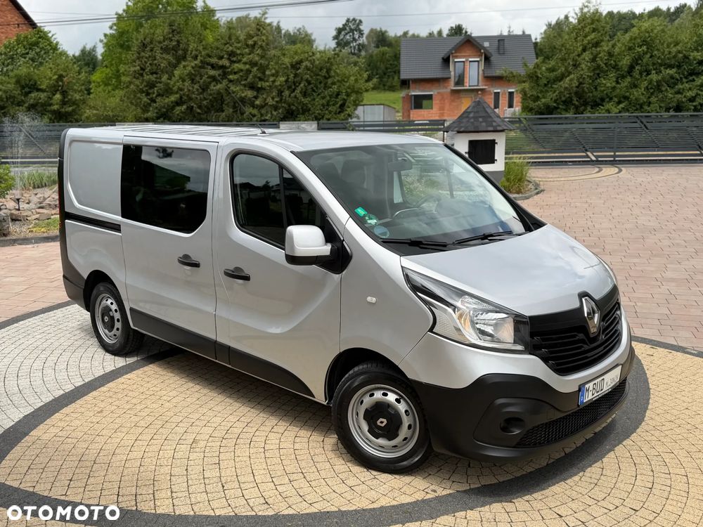 Renault TRAFIC - 1
