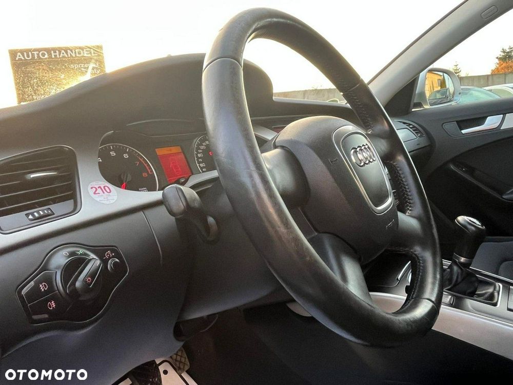 Audi A4 Limousine 1.8 TFSI Ambiente - 27