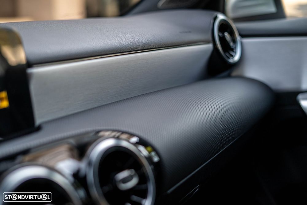 Mercedes-Benz A 200 AMG Line Aut. - 51