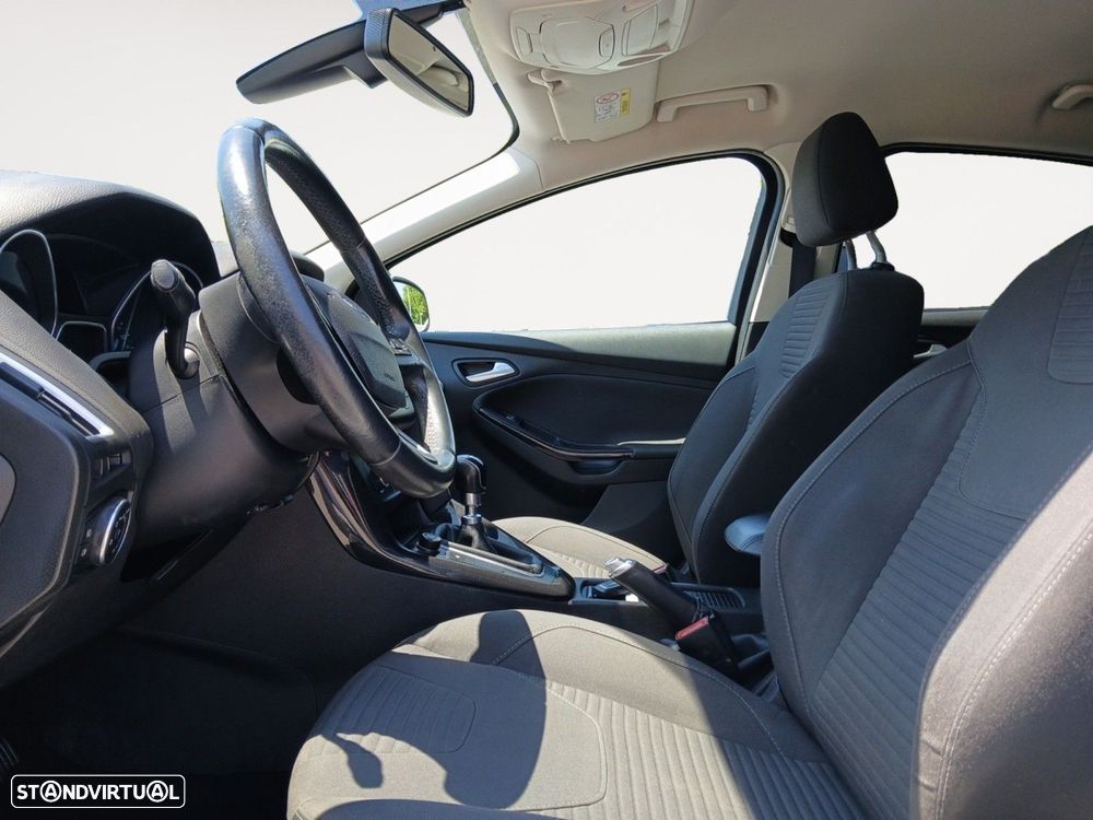 Ford Focus 1.0 EcoBoost Titanium - 9