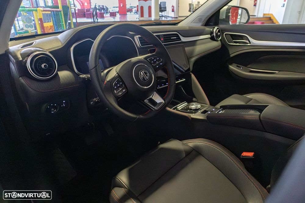 MG ZS EV 50.3 kWh Luxury - 6